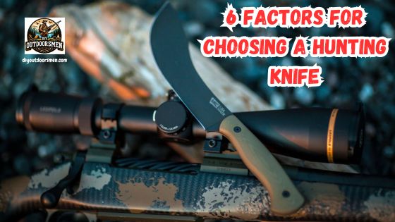 Choosing a Hunting Knife - Image of a large fixed-blade hunting knife set on top of a hunting rifle.